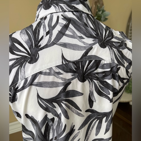 PUMA GOLF Black White Palm Sleeveless Polo Moisture Wicking UPF Resort Small - Picture 13 of 15